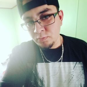 Meet your Posher, Luis